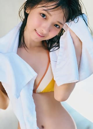 Runa Ichinose 一ノ瀬瑠菜, Shonen Magazine 2025 No.01 (周刊少年マガジン 2025年1号)