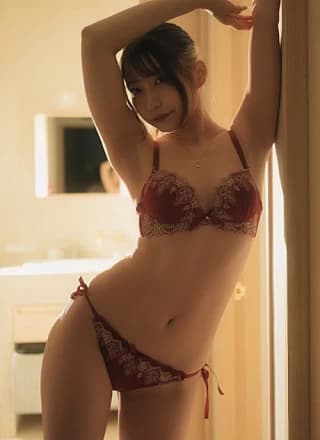 MEI 芽衣, 写真集 Wunder Publishing House 「芽ばえちゃう」 Set.01