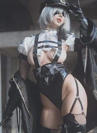 Cosplay 云溪溪Yunx1x1 & 奶桃 – 2B本 YoRHa No.2 Type B 上 Set.01