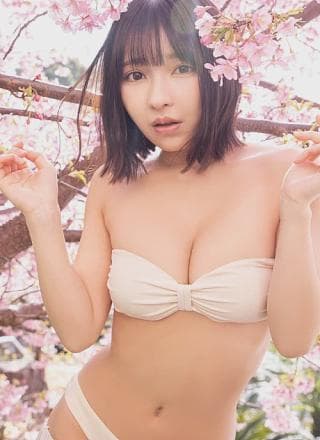 Toumi 十味, 周プレ Photo Book 「キミと春らんまん」 Set.01
