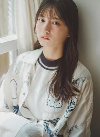 Nao Kosaka 小坂菜绪, Shonen Magazine 2025 No.42 (周刊少年マガジン 2025年42号)