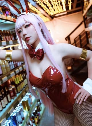 机智的哔啵 Cosplay Zero Two Bunnygirl