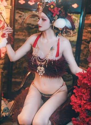 Cosplay 鹿八岁 闯进我家的凶凶年兽 Set.01