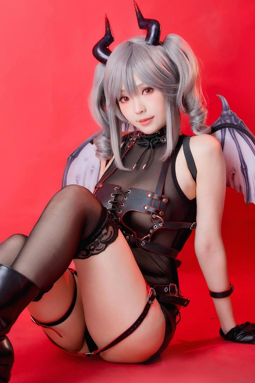 （樱花coser）@Ely_eeeElyEE子 –  原创恶魔