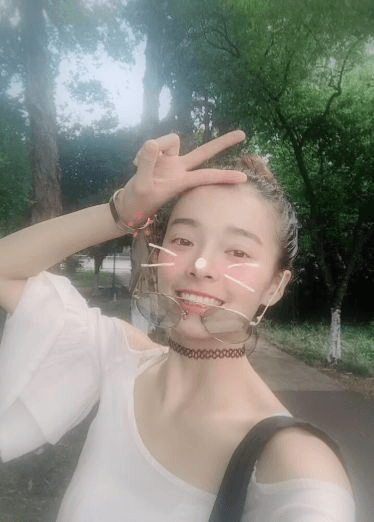 留华越南小妹身材完美喜欢漏奶子勾引