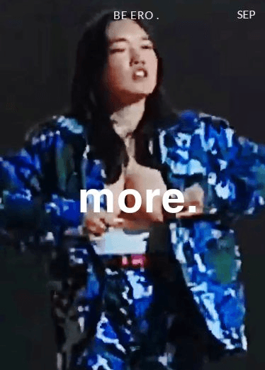 门事件 西北民族大学军训女学员激情热舞不慎导致两颗巨乳露出！就算露奶跳也要跳完舞蹈！多角度全网最全版