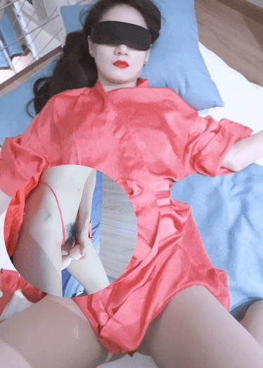 自慰棒玩弄下面