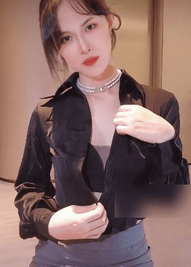 【这在成都算抢手货吗？】为啥这些男人打扮的比女人还女人？可惜这么漂亮的男人只能爆菊操了