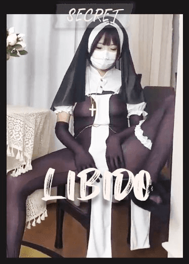 糖心萝莉少女【QQ糖小朋友】修女cos越反抗越兴奋油光连体黑丝修女cos强制play，小穴饥渴难耐