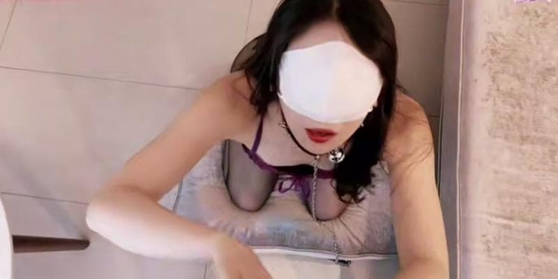 肉臀果儿-第二十八期《淫荡骚母狗》
