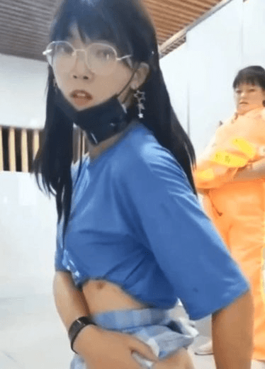 保洁阿姨见怪不怪了……